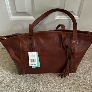 Diba True Leather Purse